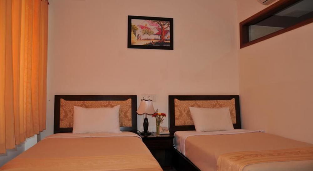 Dong Kinh A Hotel Хошимин Екстериор снимка